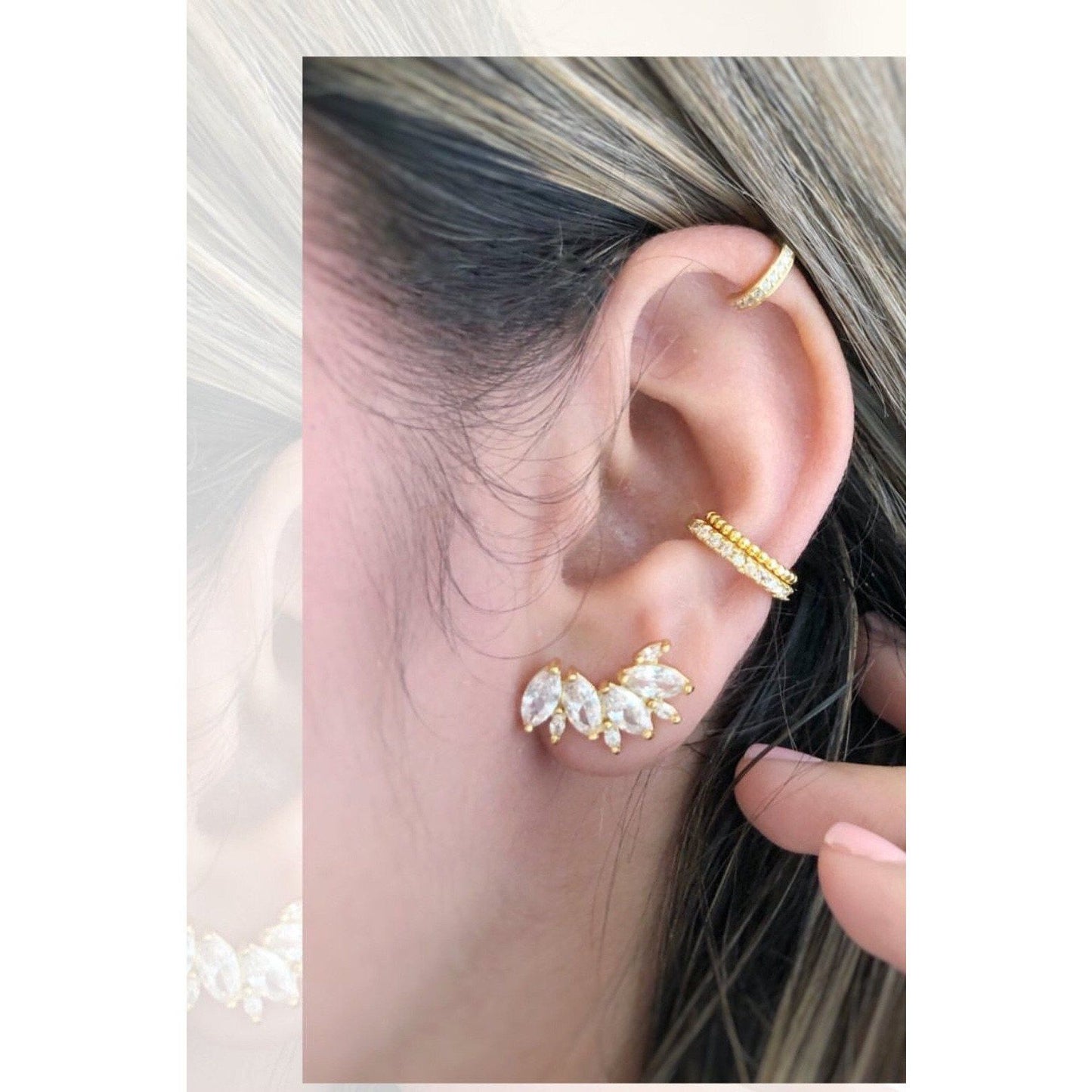 Lilly Almond Ear Crawler