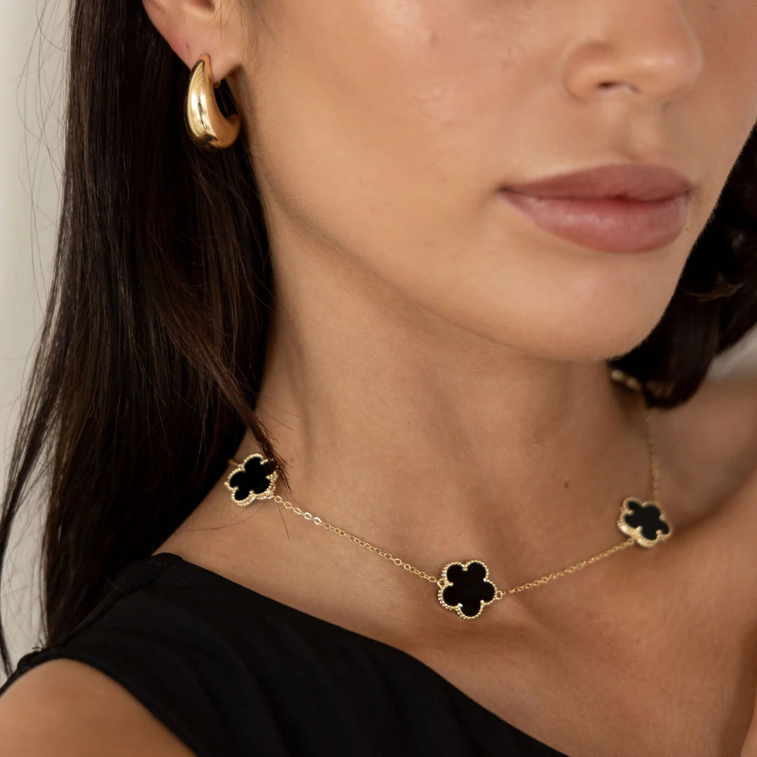Vanessa Medium Clover Station Necklace Onyx