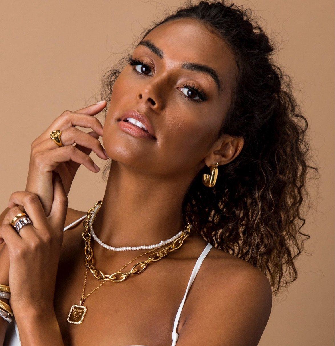 Diana Square Gold Hoops