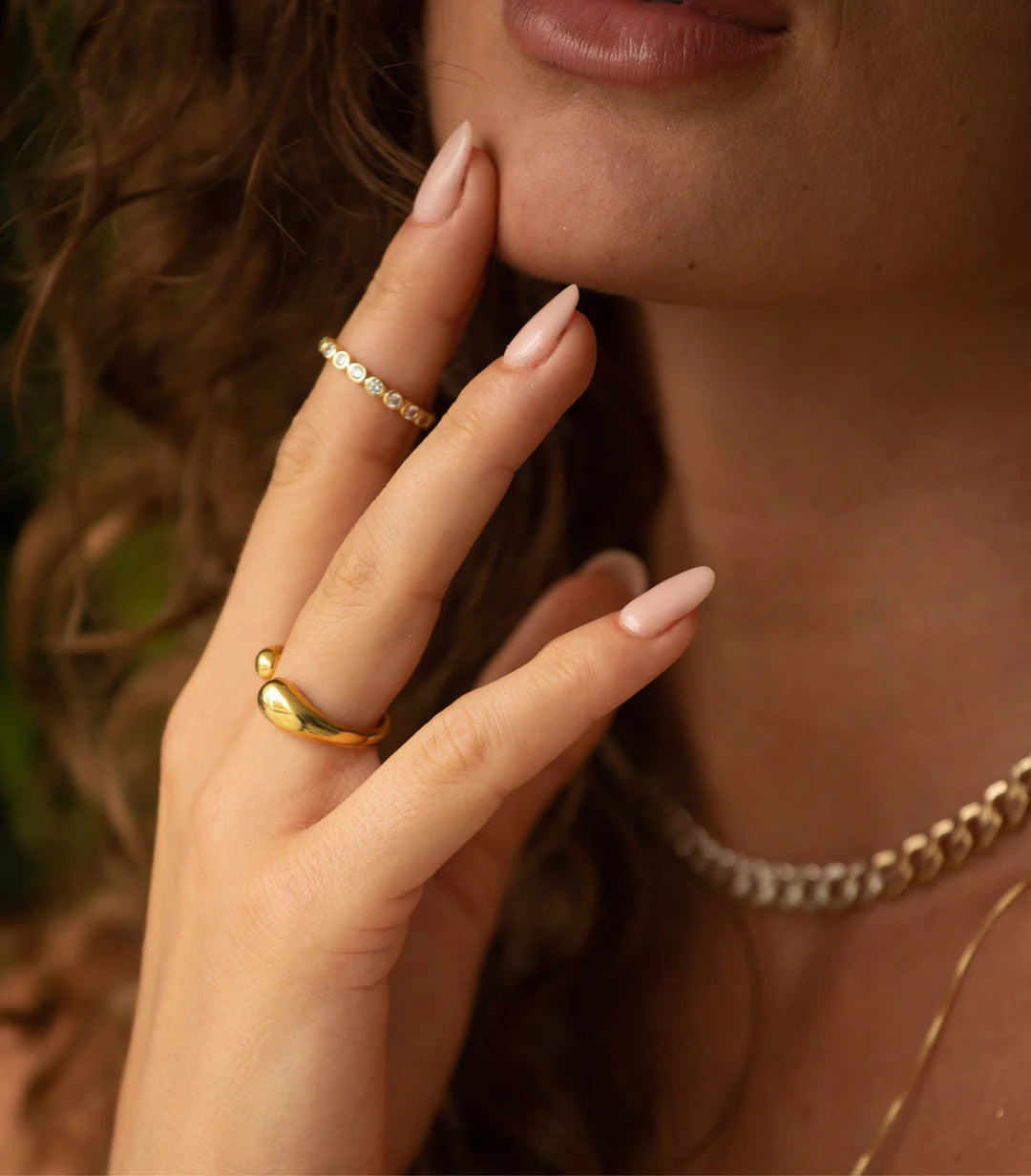 Priscilla Dot Band Ring