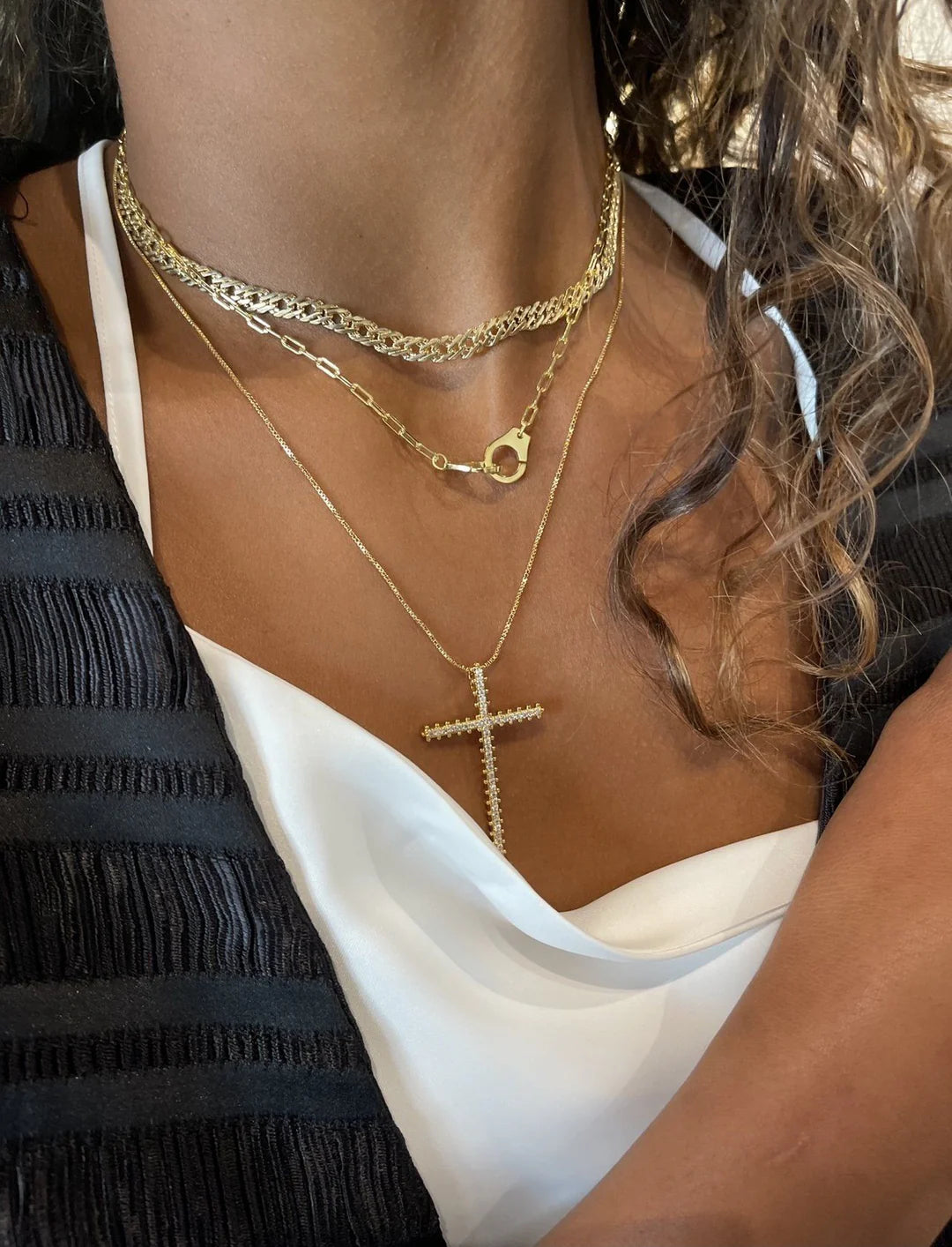 Theresa Maxi Cross Necklace