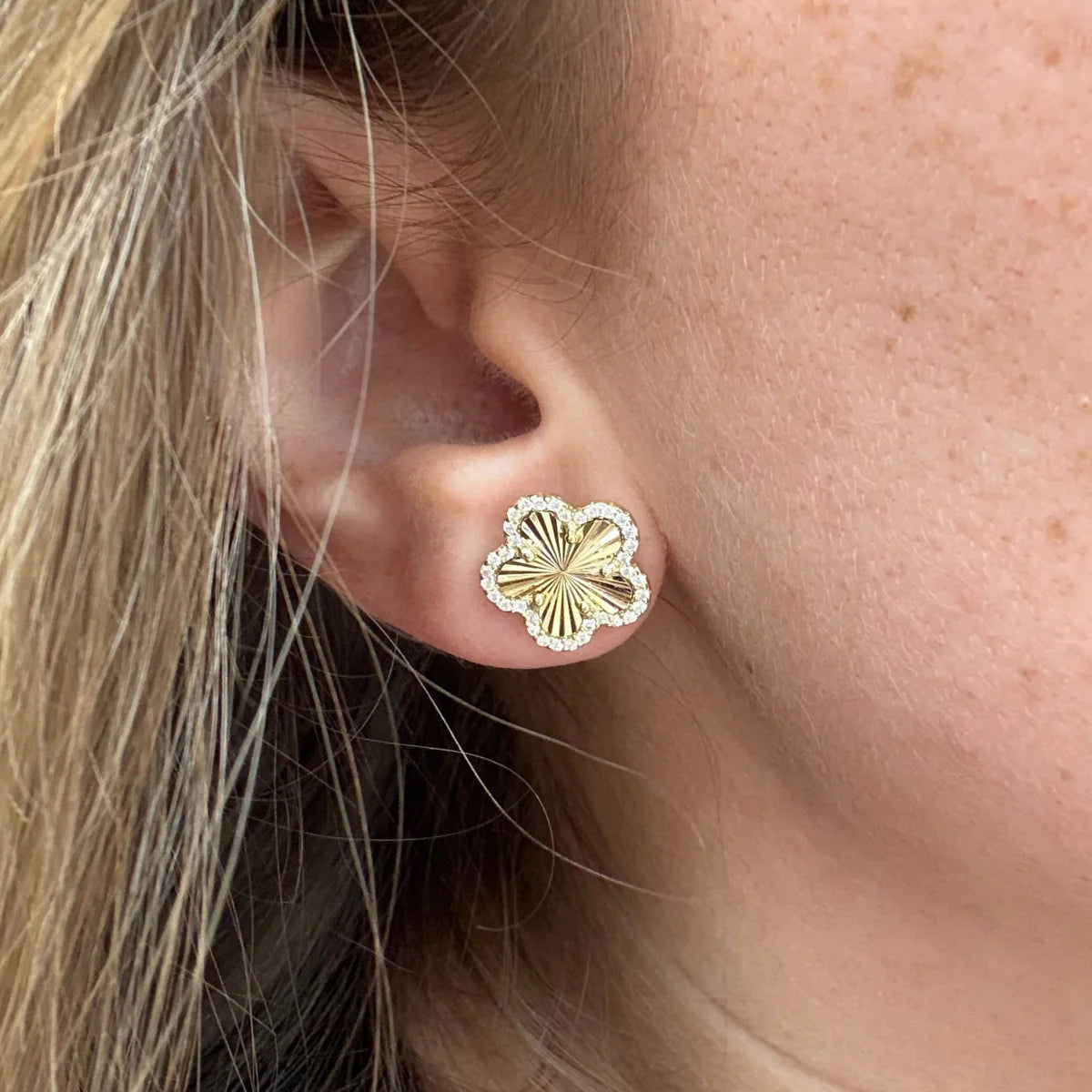 Vanessa Medium Pave Clover Stud Earrings